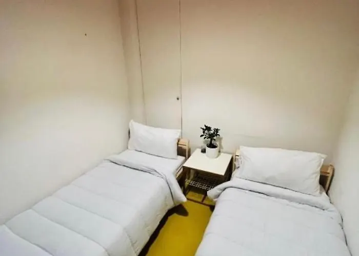 Parthenope Plebiscito * Naples